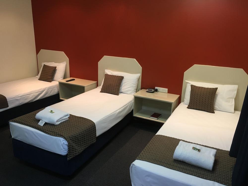 Bluewater Harbour Motel Bowen Ngoại thất bức ảnh