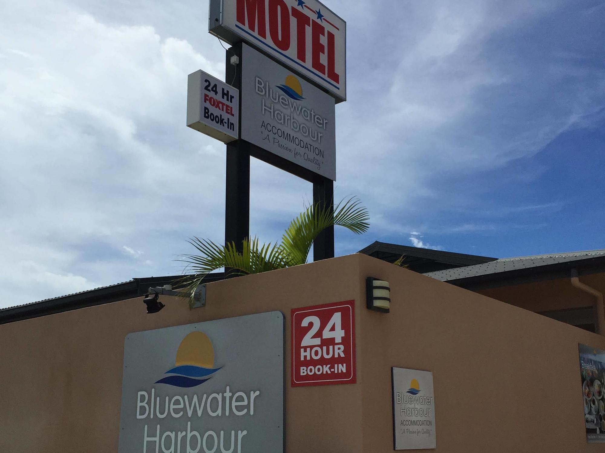 Bluewater Harbour Motel Bowen Ngoại thất bức ảnh